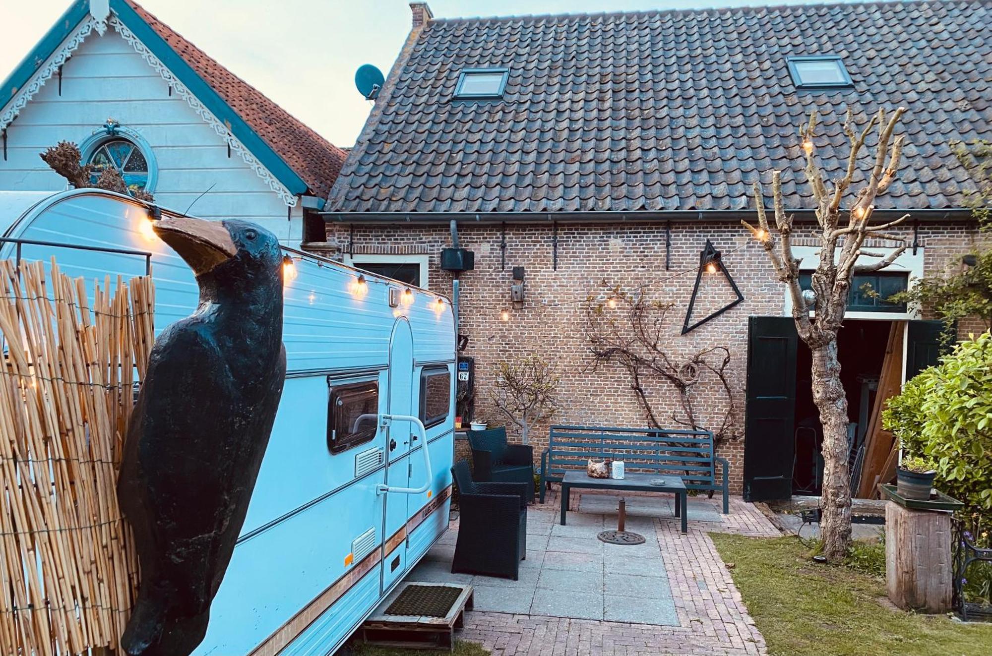 Caravan Stadstuin Goedereede Let Op De Badkamer Moet Met Andere Gasten Gedeeld Worden Exterior photo