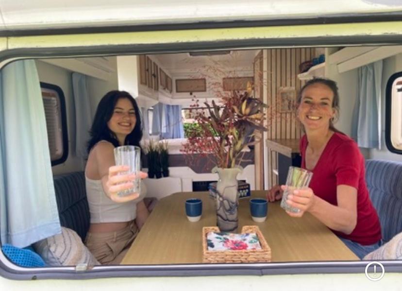 Caravan Stadstuin Goedereede Let Op De Badkamer Moet Met Andere Gasten Gedeeld Worden Exterior photo